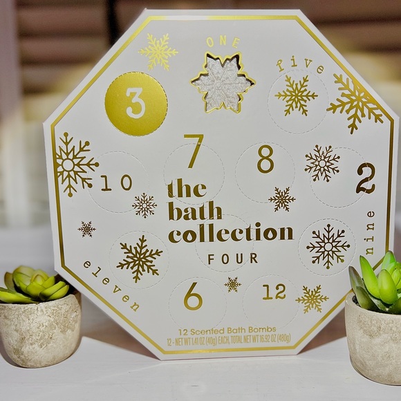 VALENTINE'S DAY GIFT SET ($200 Value) - Picture 2 of 9